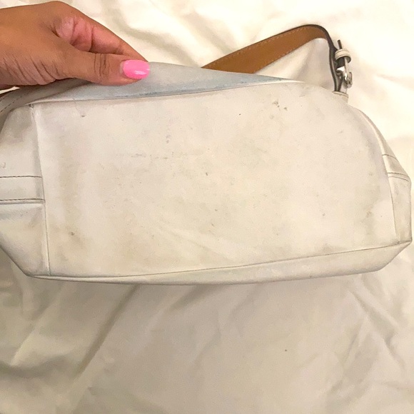 Coach canvas and leather tote (medium) - Picture 3 of 5